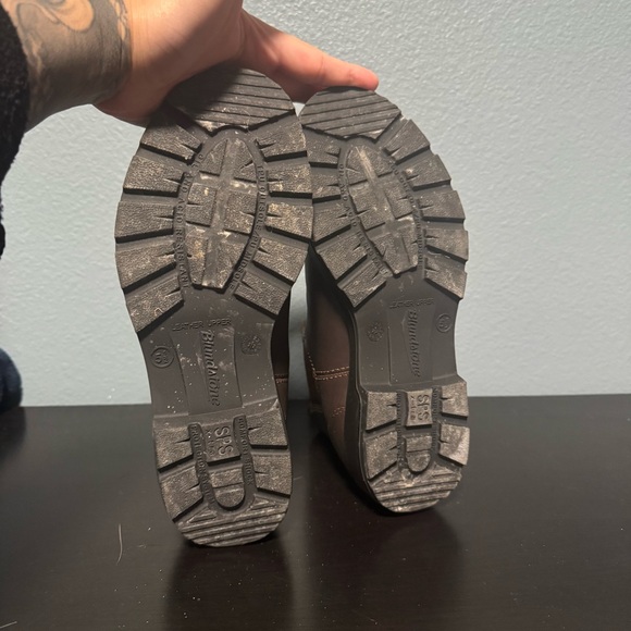 Bluestone - Picture 7 of 10